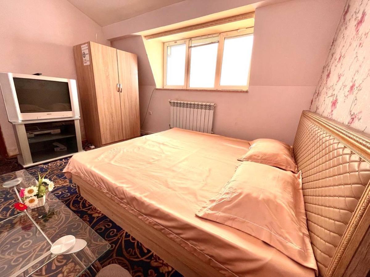 Crystal Villa Hotel Γιερεβάν Εξωτερικό φωτογραφία