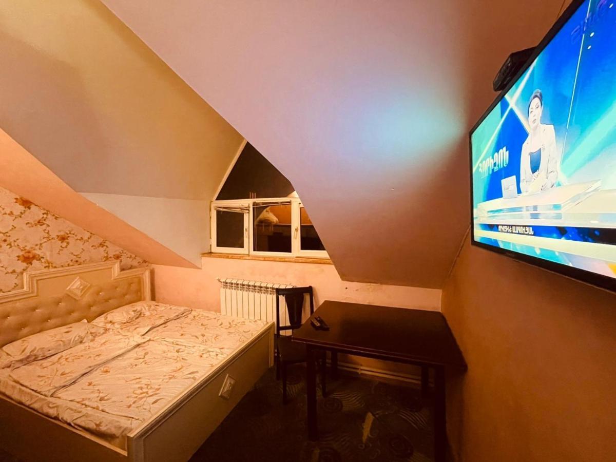 Crystal Villa Hotel Γιερεβάν Εξωτερικό φωτογραφία